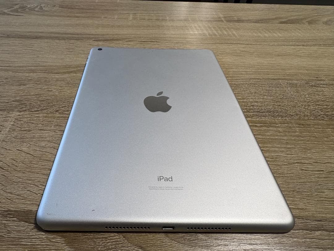 Apple iPad 第８世代 Wi-Fi 32GB バッテリー93.5％