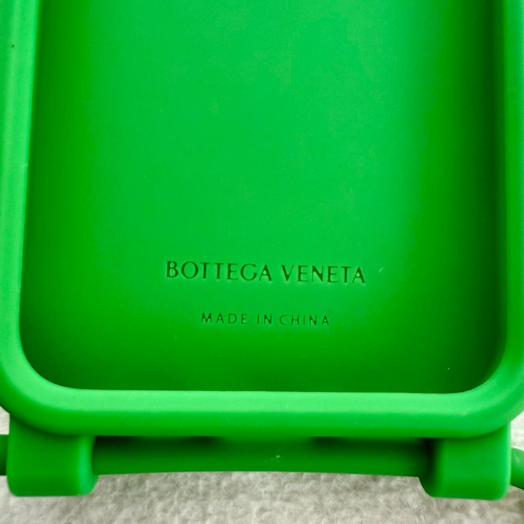 新品未使用 BOTTEGA VENETA iPhoneケース 13Pro