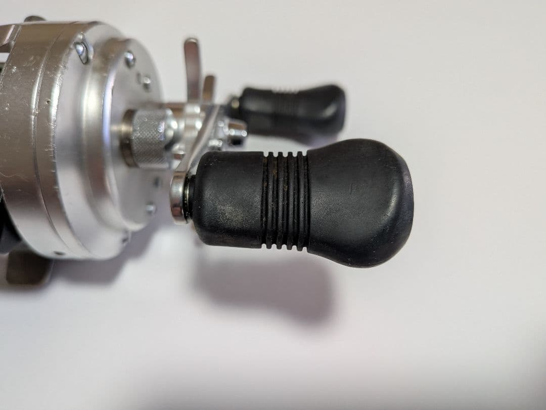 シマノ 11オシアカルカッタ200HG