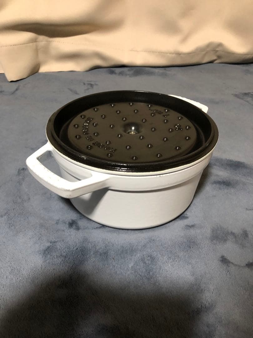 STAUB ストウブ 20cm 白　中古品
