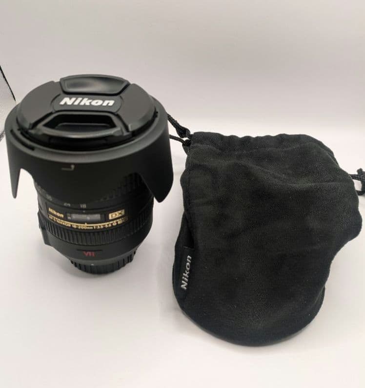 美品 Nikon AF-S NIKKOR 18-200mm VR