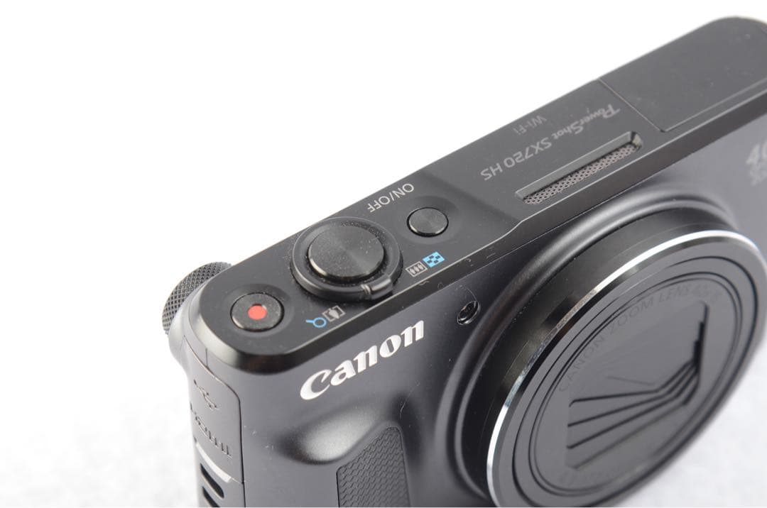 ■ 極上美品 ■ キャノン Canon PowerShot SX720 HS