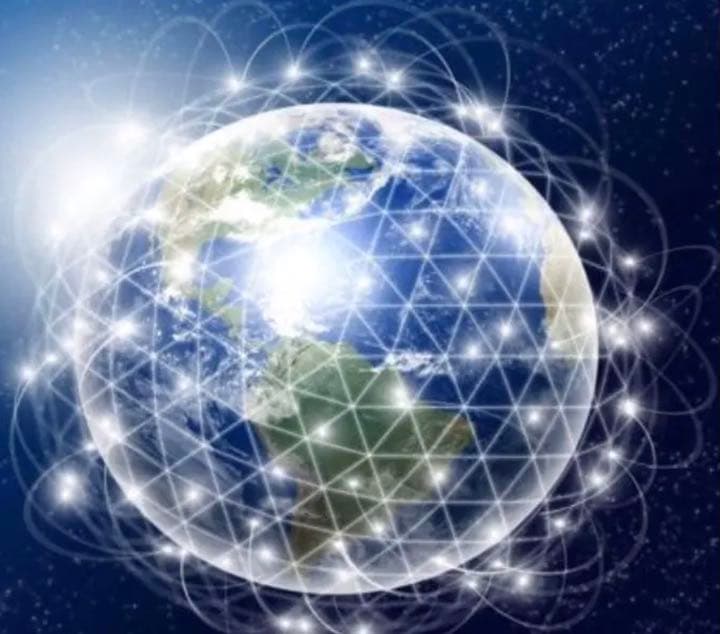 16mmA級品水晶フラーレン置物❣️ 宇宙エネルギー✨美しい　幸福呼ぶ奇石