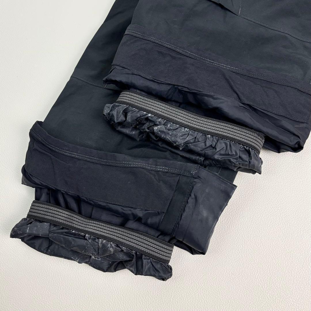 2457【美品】バートン ビブパンツ ゴアテックス スノボウェア 黒 つなぎ