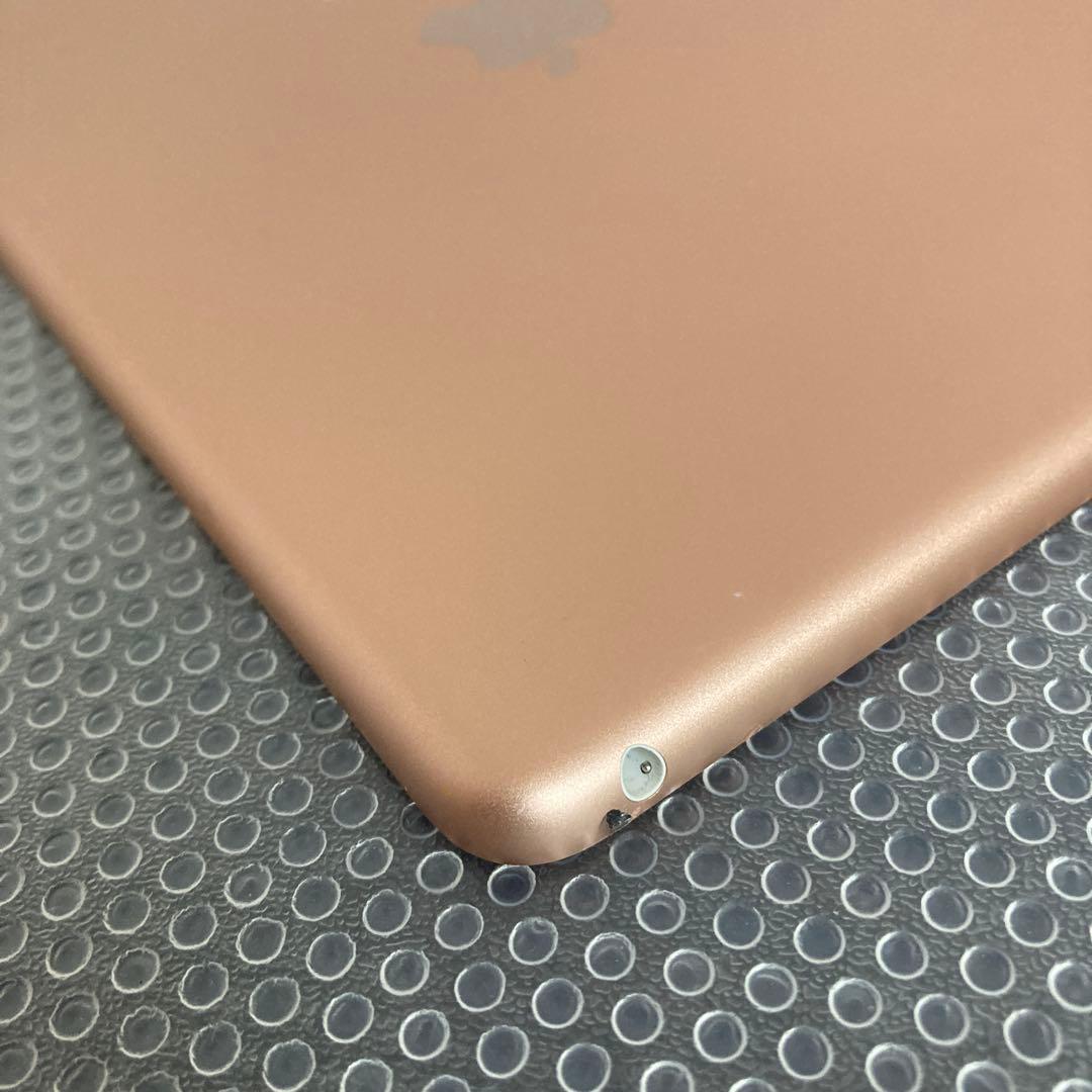 1008 電池最良好☆比較的美品☆iPad6 第6世代 32GB WIFIモデル