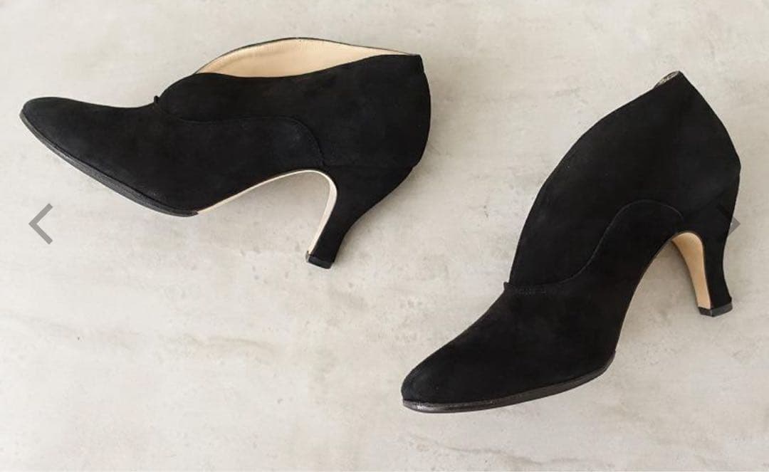 【美品】Repettoブーティ TARA タラスエード◆ブラックラメVカット36