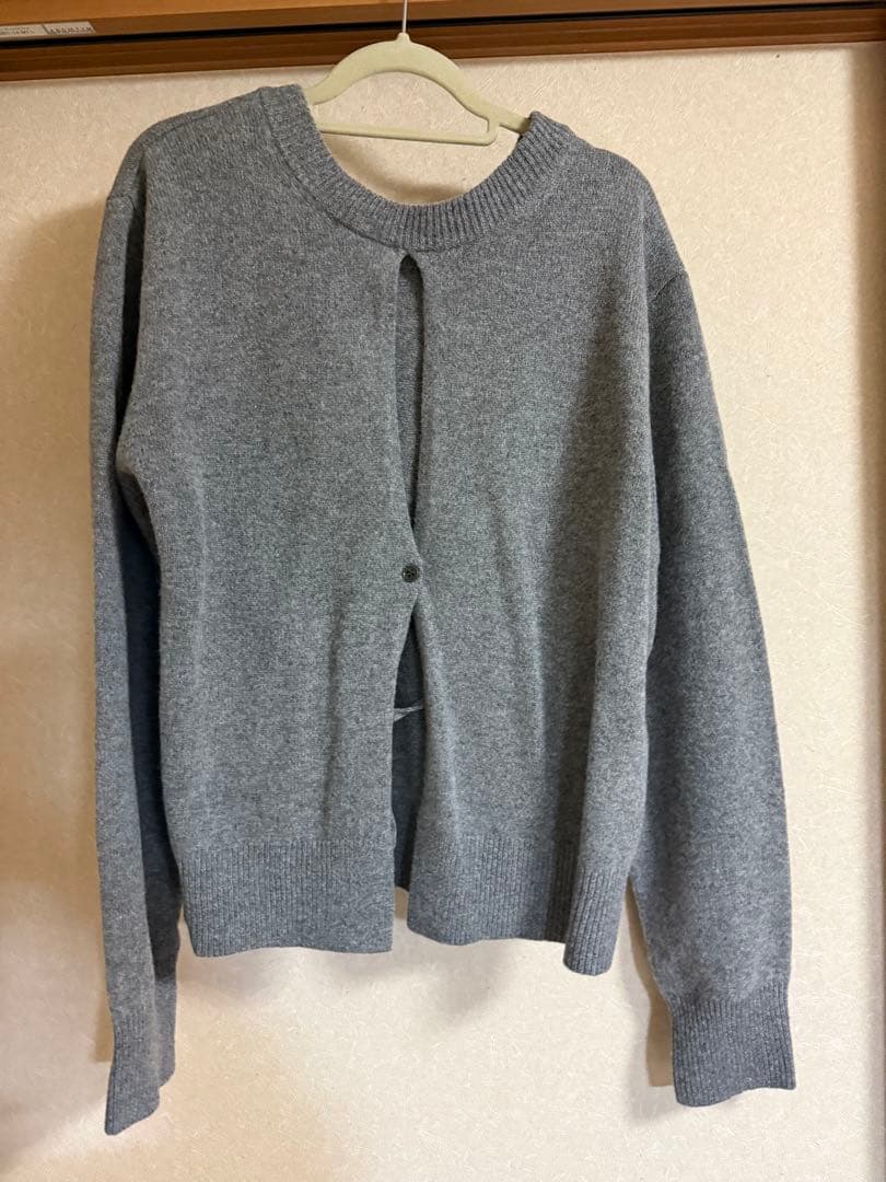 CLANE×広瀬すず FACE CENTER SLIT KNIT TOPS