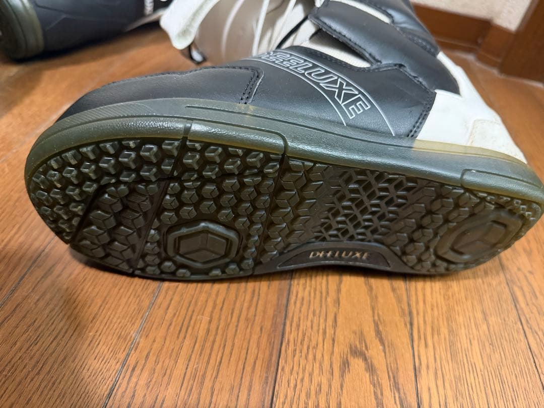 DEELUXE TEAM ID 26.5 インナーは新品未使用のアタリブーツ