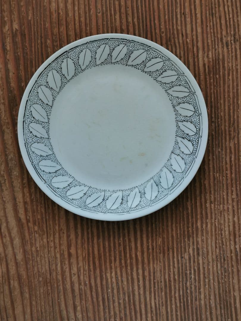 ヴィンテージ スウェーデン イェフレ ブラード リーフ 葉の線描と点描 プレート