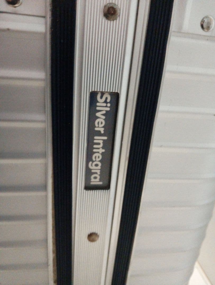 希少 廃盤品 RIMOWA silver Integral 2輪 青ロゴ