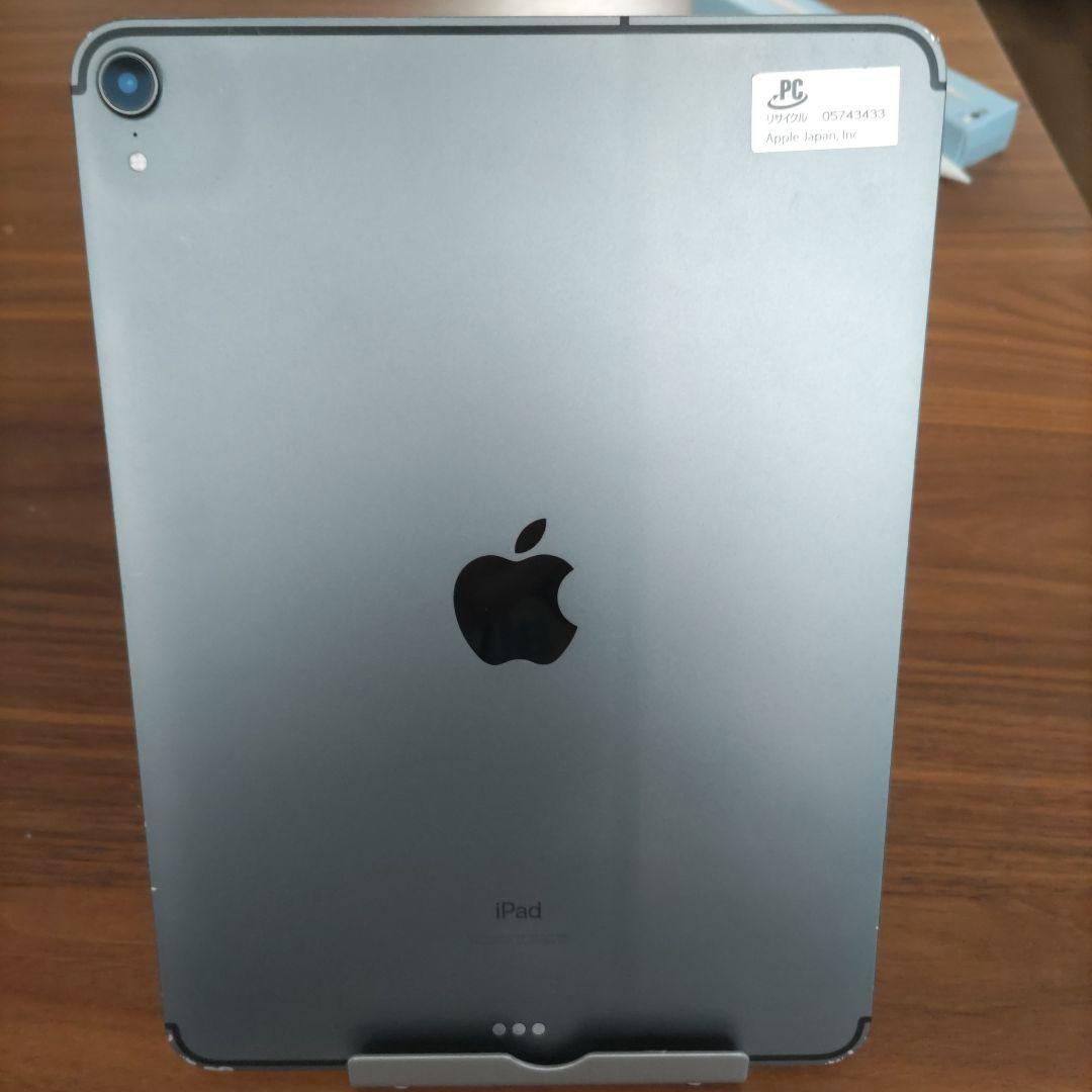 os最新18.6.2 iPad Pro 11インチ Cellular 64GB