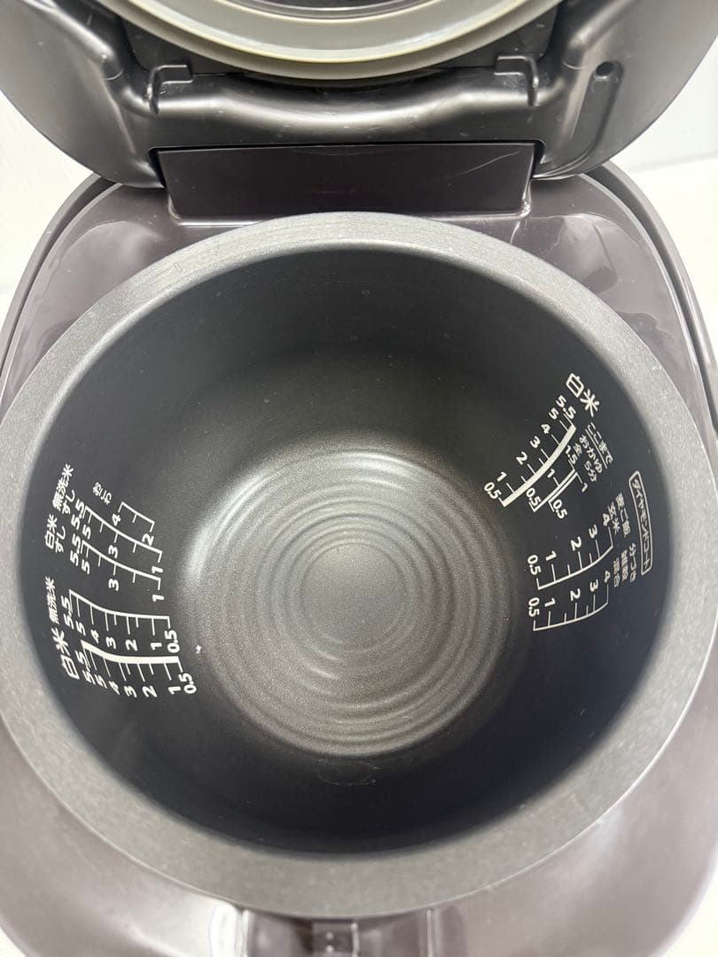 TOSHIBA 真空圧力IH ジャー炊飯器RC-10VRVE3 2023年製