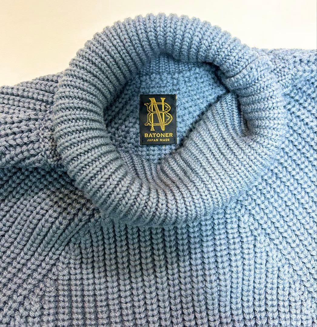 【BATONER】美品シグネチャータートルネックSIGNATURE TURTLE