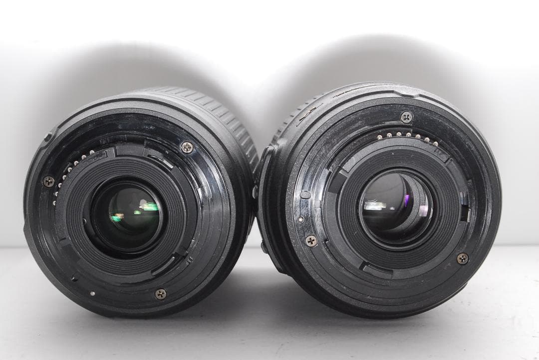 【使用感極少　ダブルレンズ】　Nikon D5600　WiFi搭載　スマホ転送