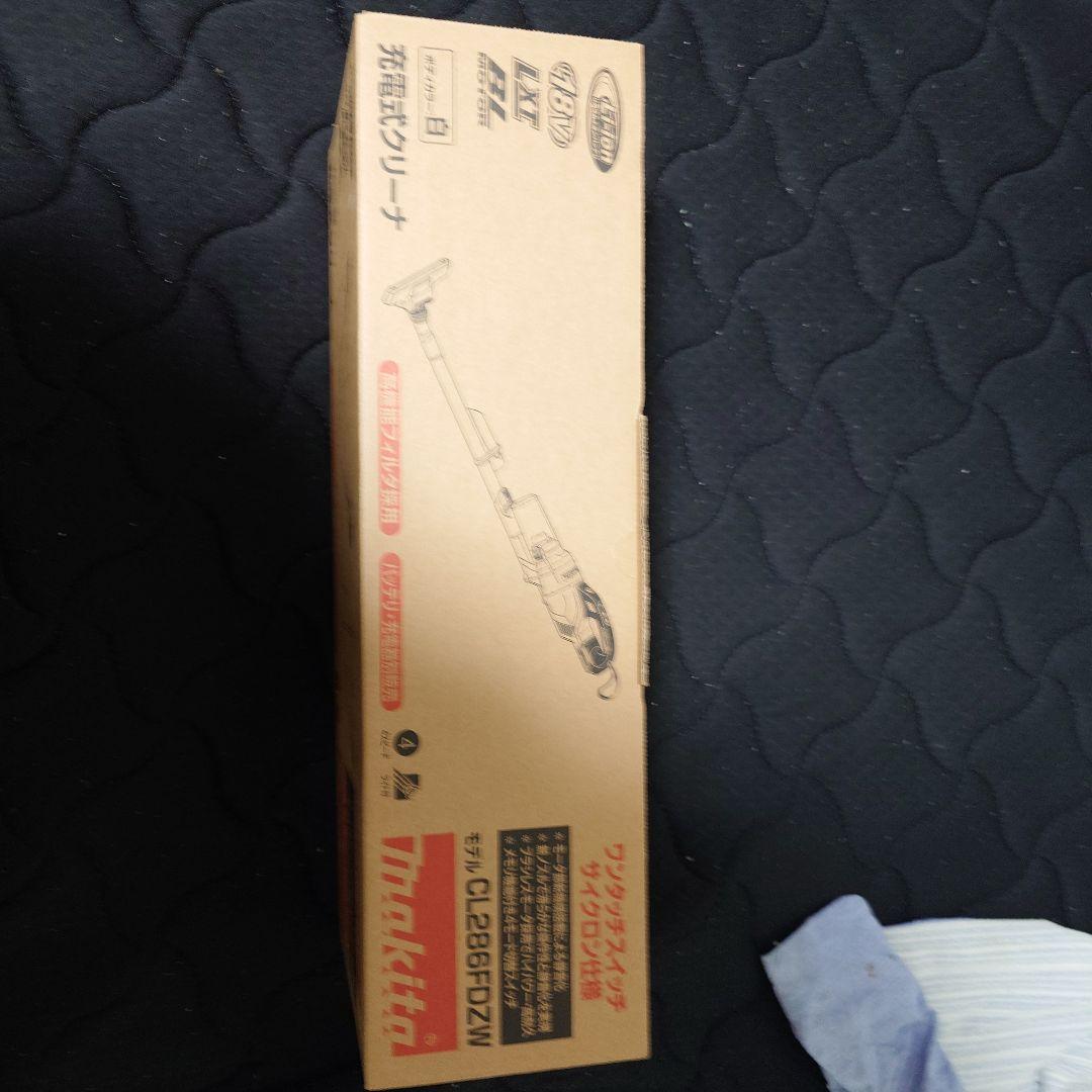 マキタ　Makita CL286FDZW 充電式クリーナー　白