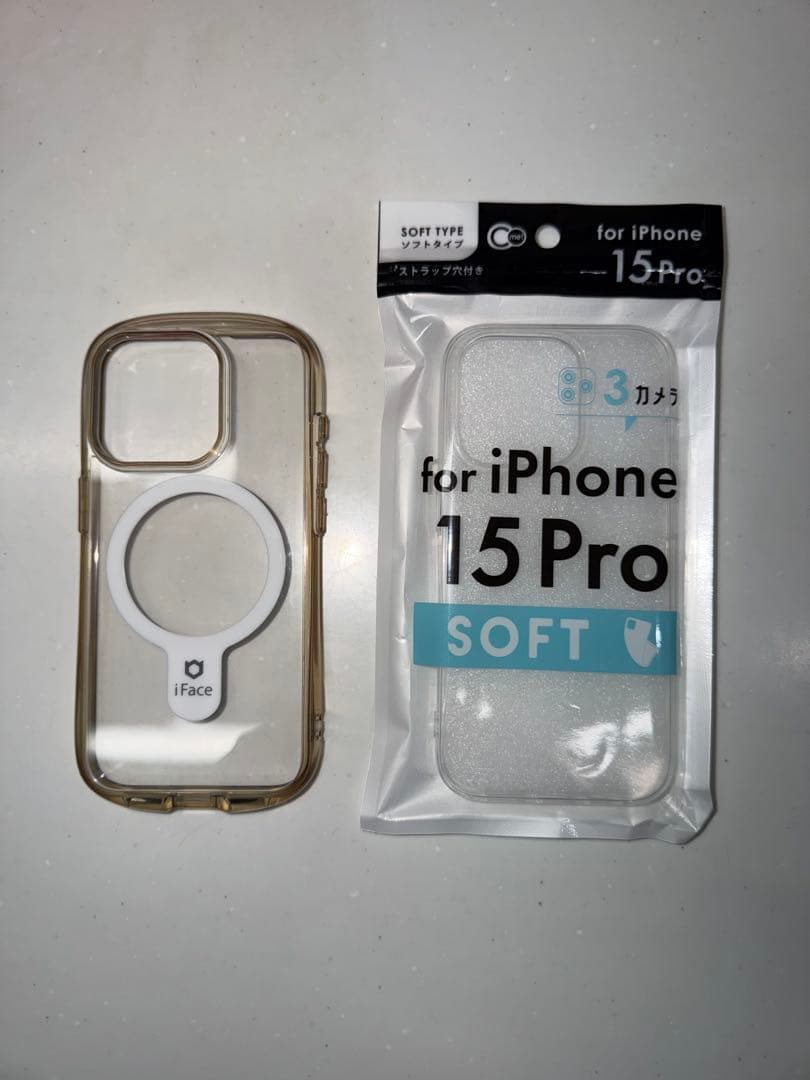 iPhone15Pro 256GB ブラックチタニウム　美品　オマケ多数あり