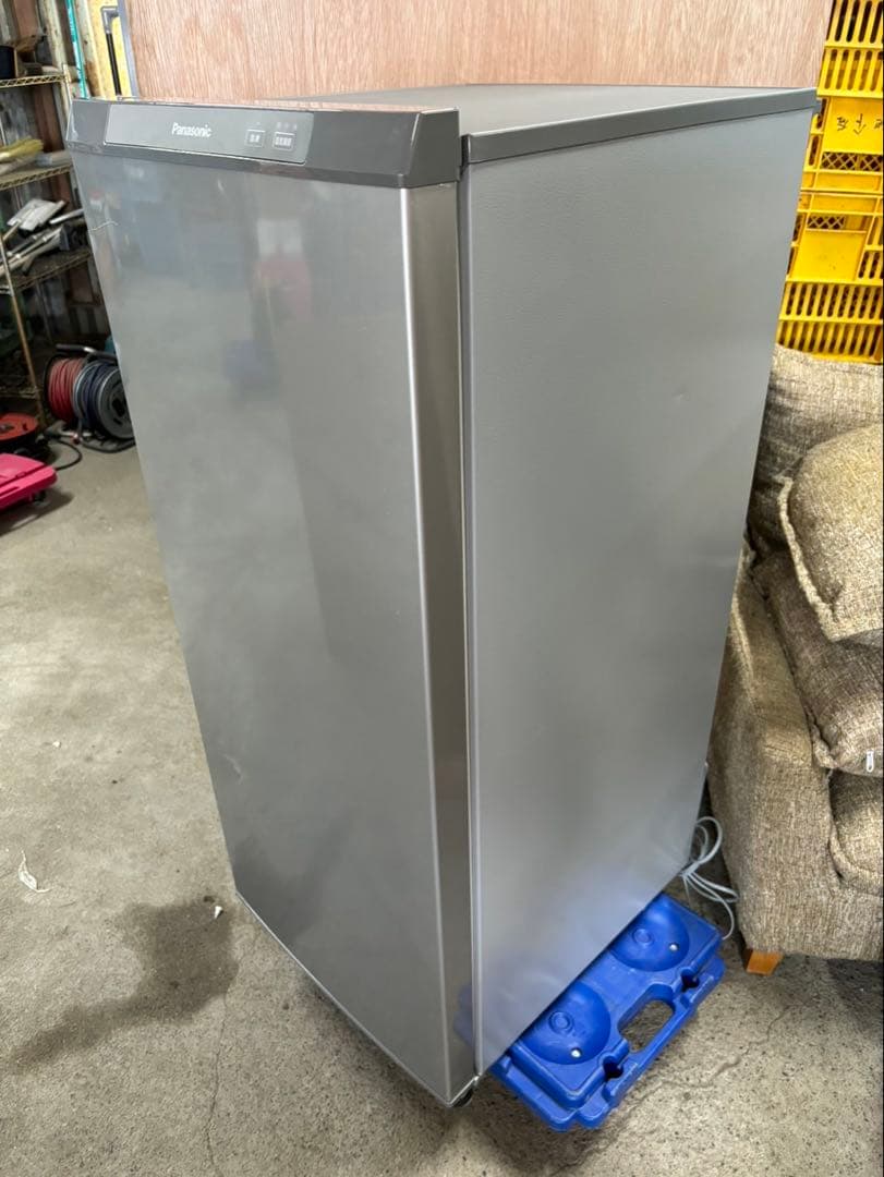 【高年式】パナソニック　ノンフロン冷凍庫　NR-FZ120D-SS 2022年製