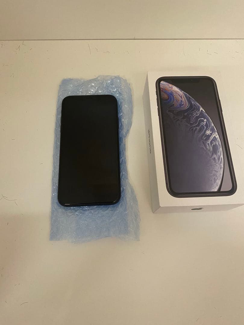 iPhone XR 64ギガ　ブラック