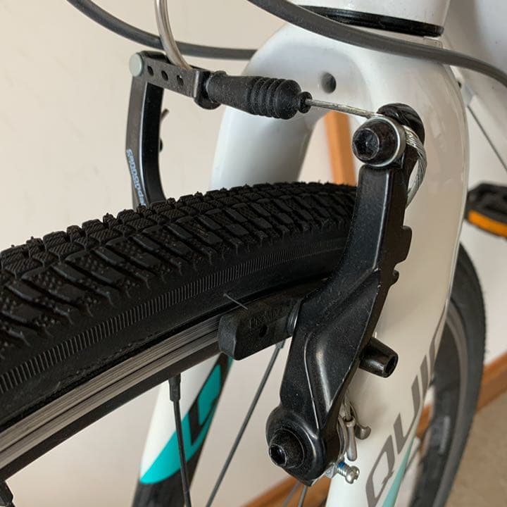 【美品の中古自転車】　《送料込み》　キャノンデール　レディース　クロスバイク