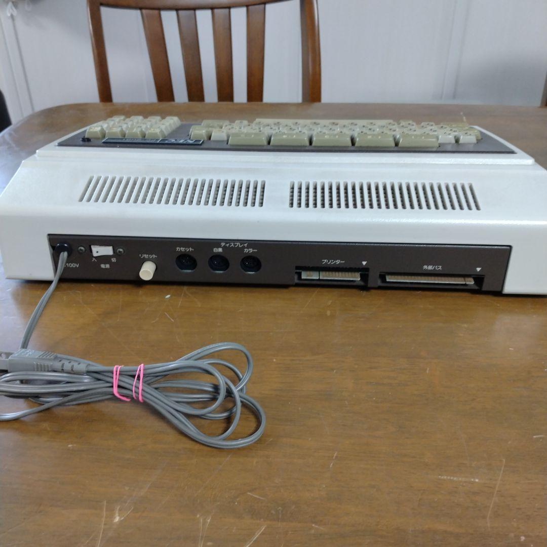■NEC PC-8001 + マニュアル３冊　レトロPC ジャンク