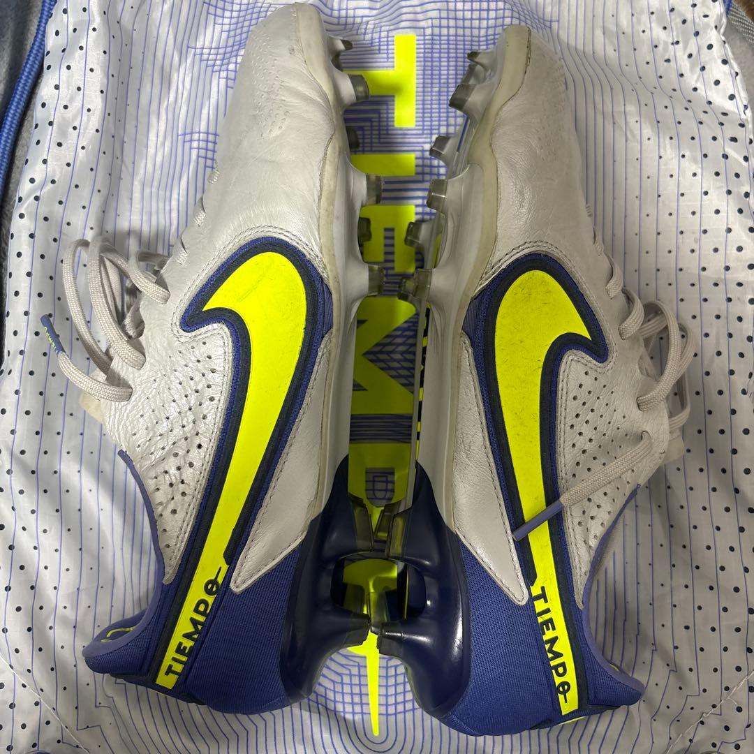ナイキNIKEティエンポレジェンド9エリートFG25.5cm