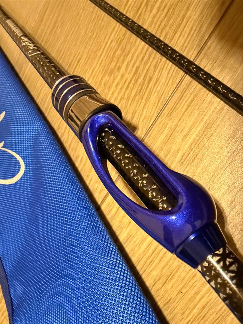 クリアブルー　クリスター 62-CRAZIST