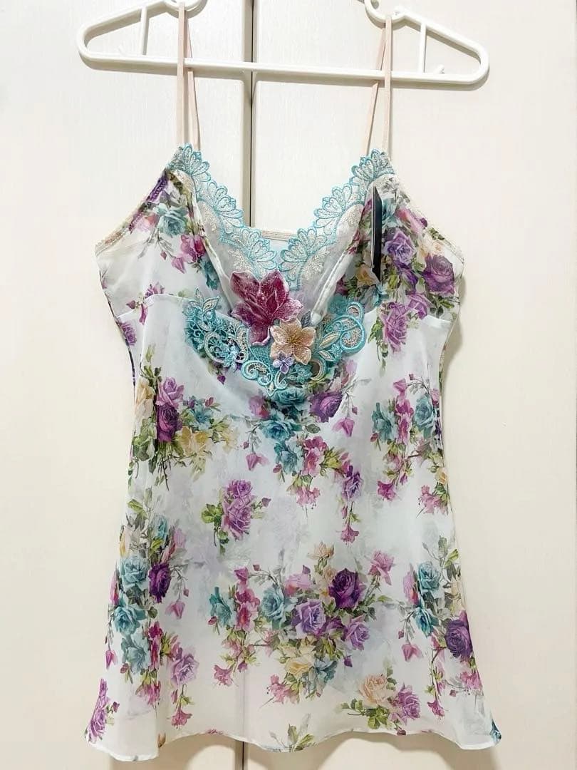 新品タグ付き サルート【最新作】13group Mサイズ キャミソール