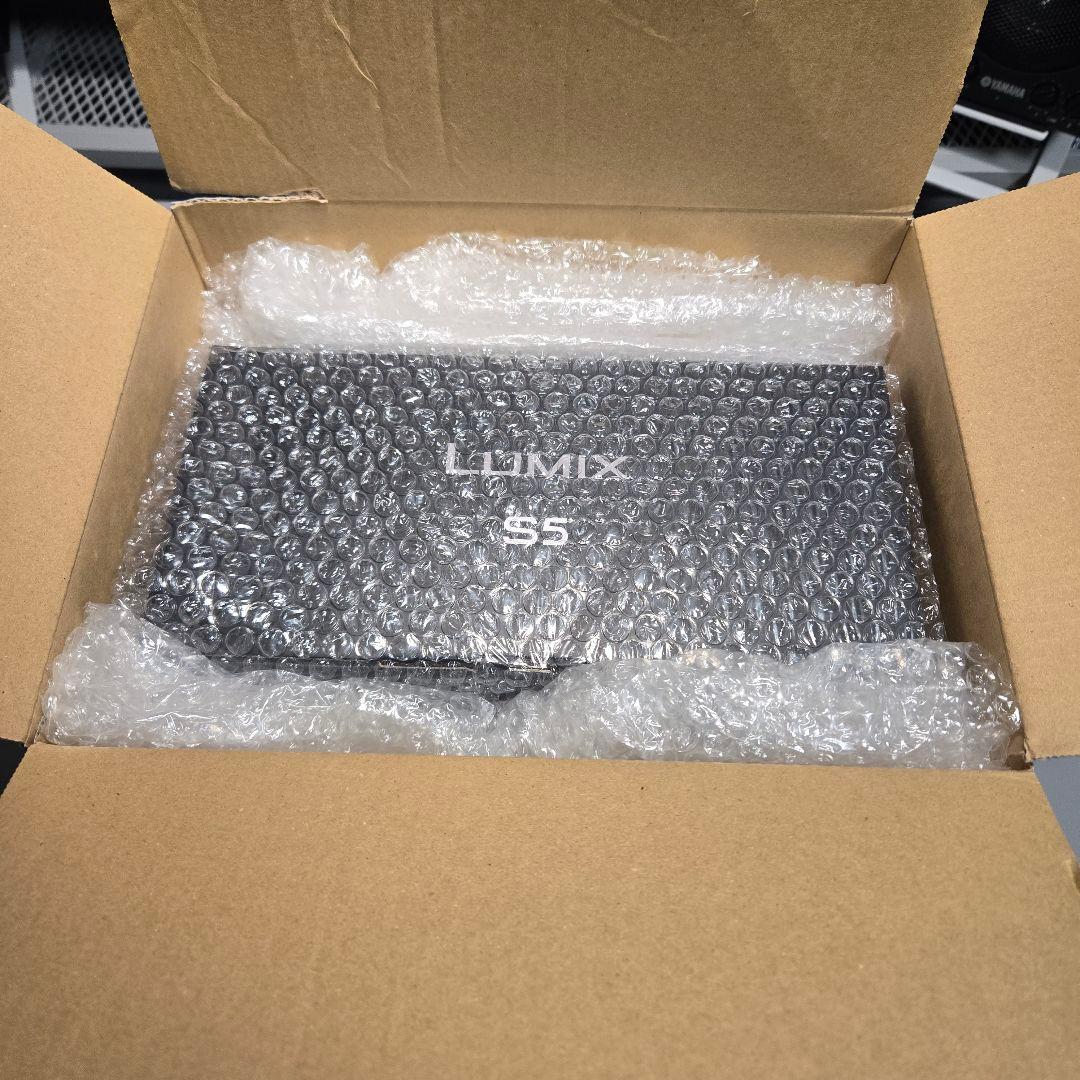 Panasonic LUMIX S5 & SmallRigケージ付き