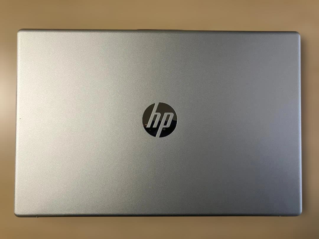 【値下げ】【美品】HP Laptop 15-fc0003AU