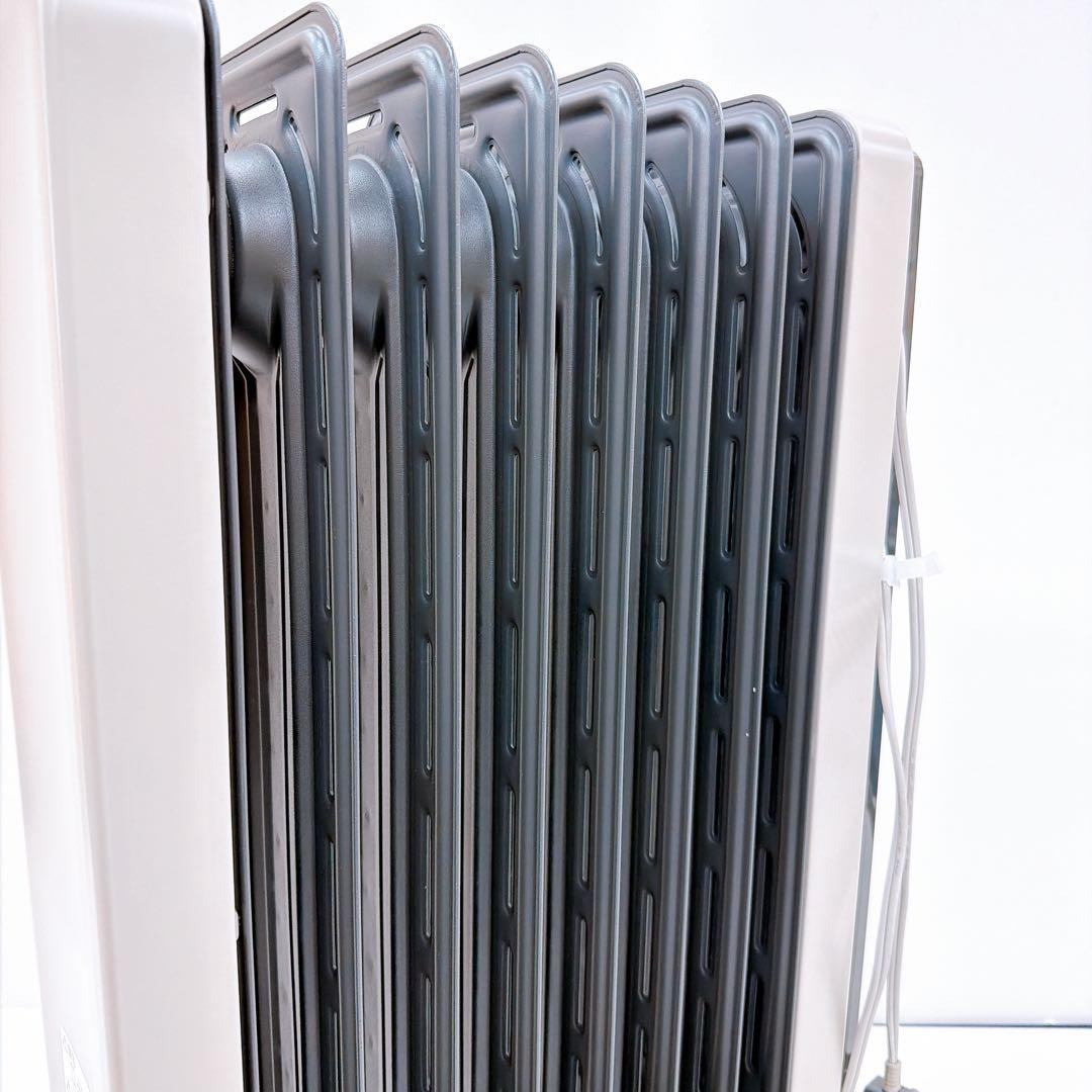 デロンギ　オイルヒーター ヴェルティカルド RHJ21F0812-GY