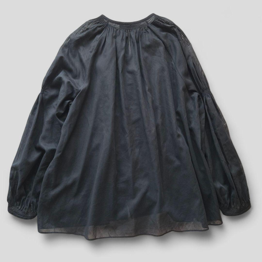 25SS 美品 トゥモローランド シャイニーオーガンジー シャーリングブラウス