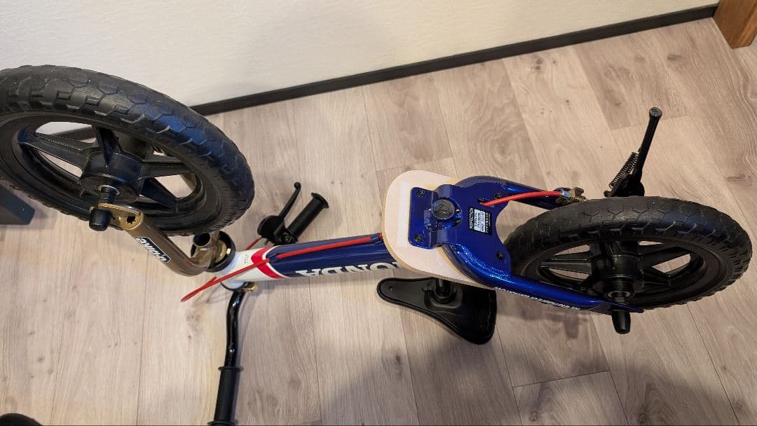 HONDA バランスバイク キッズ用　ディーバイク キックス プラス ホンダ