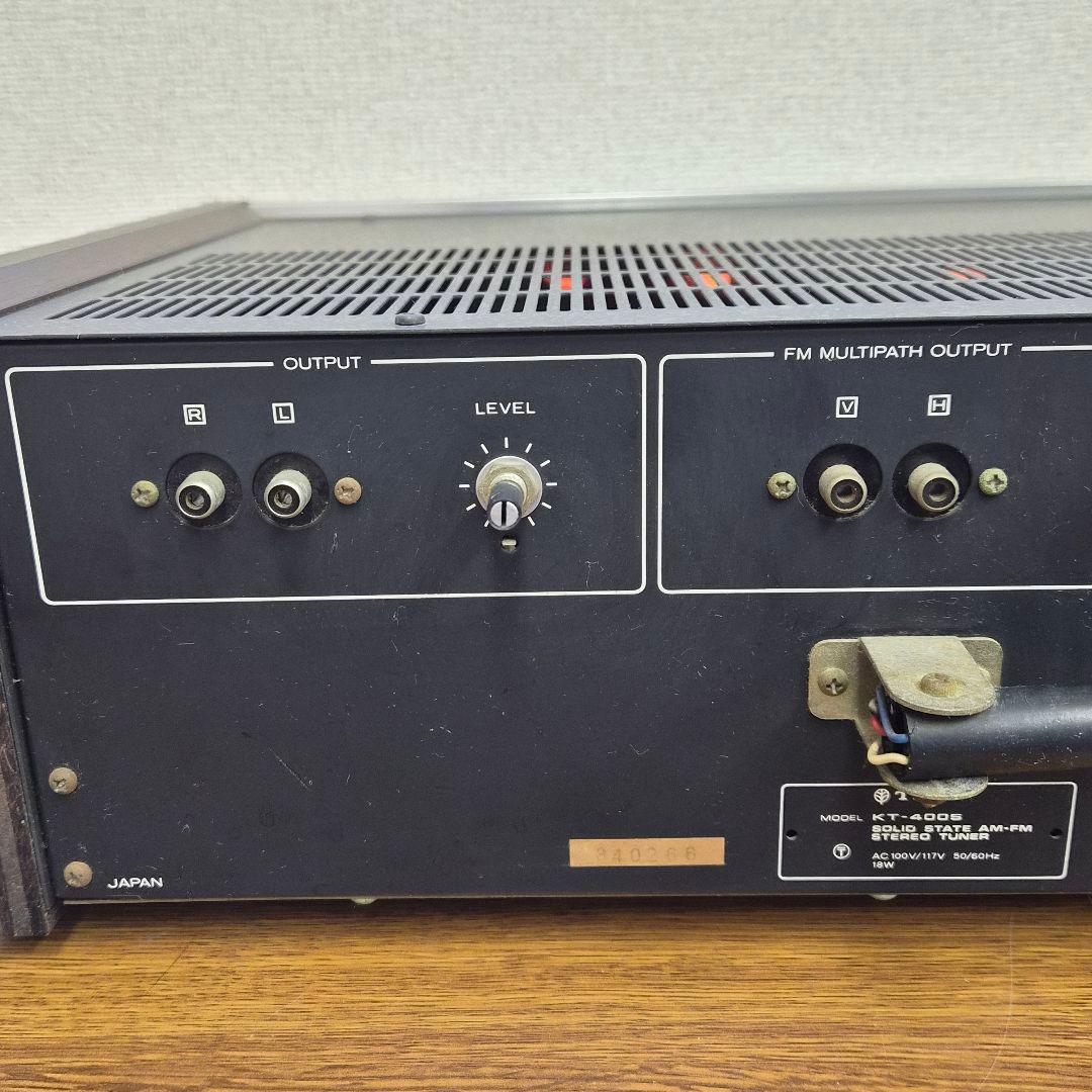 TRIO KT-4005 SOLID STATE AM/FM ステレオチューナー