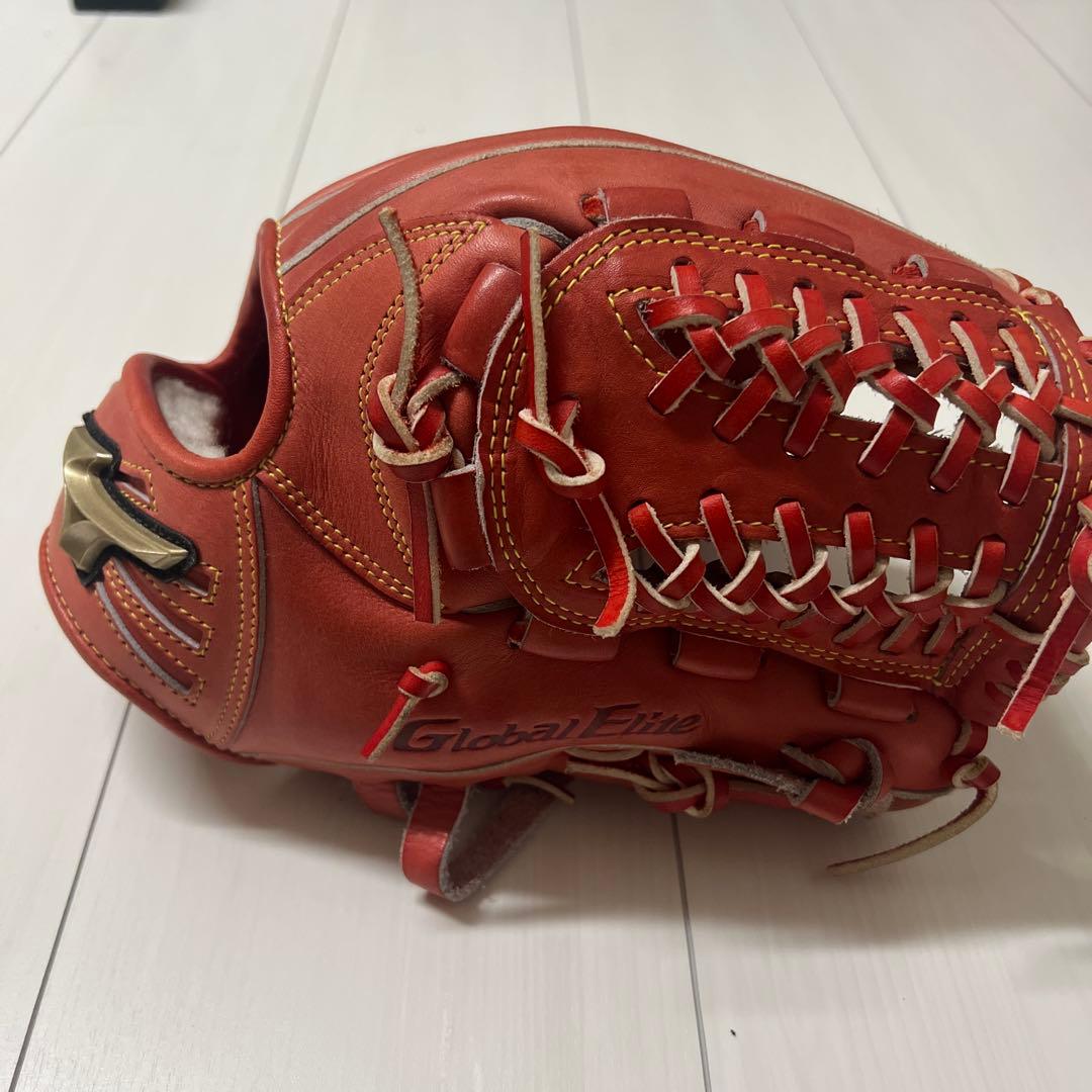 ミズノ Global Elite レッド グローブ 右投げ用