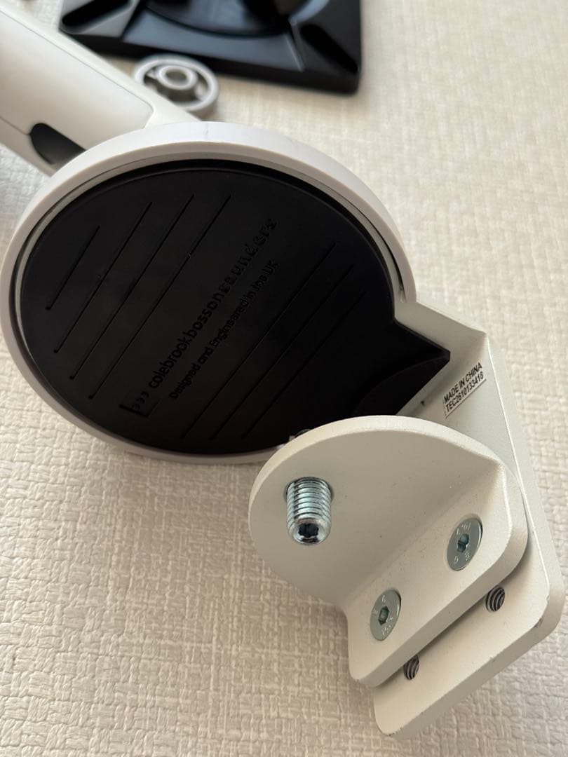 ハーマンミラー CBS モニターアーム FLO ホワイト