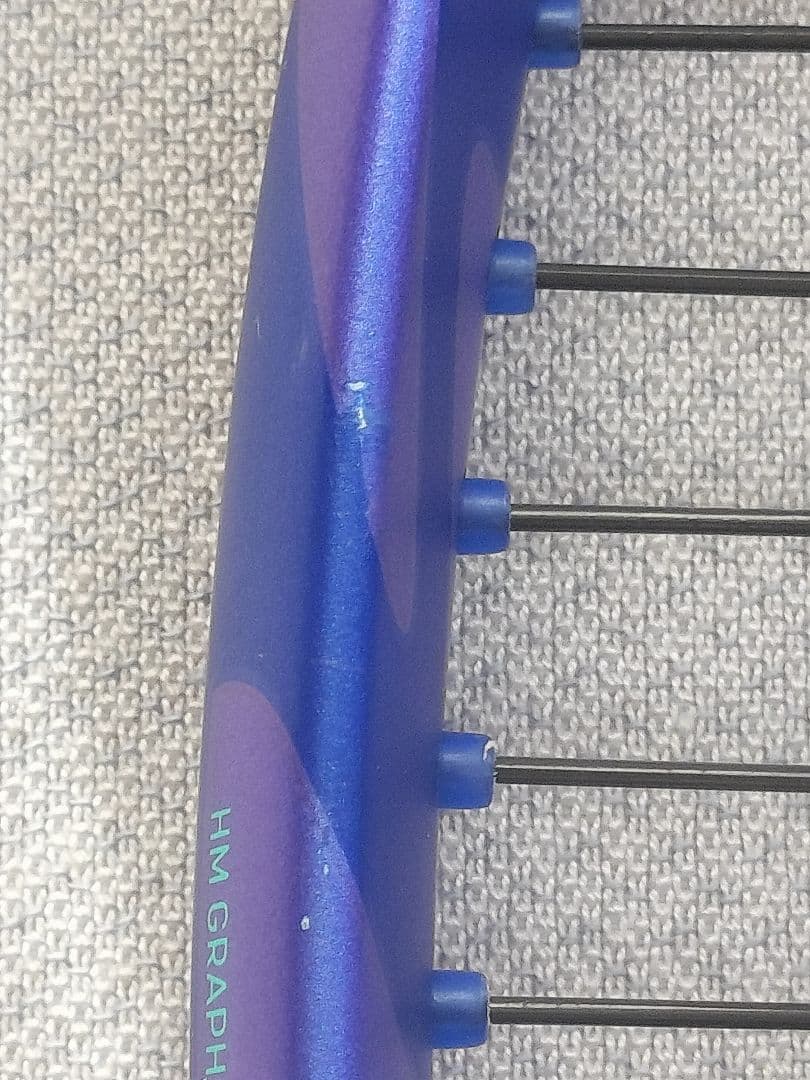 EZONE98（シューズケース新品付）　YONEXイーゾーンテニスラケットG2