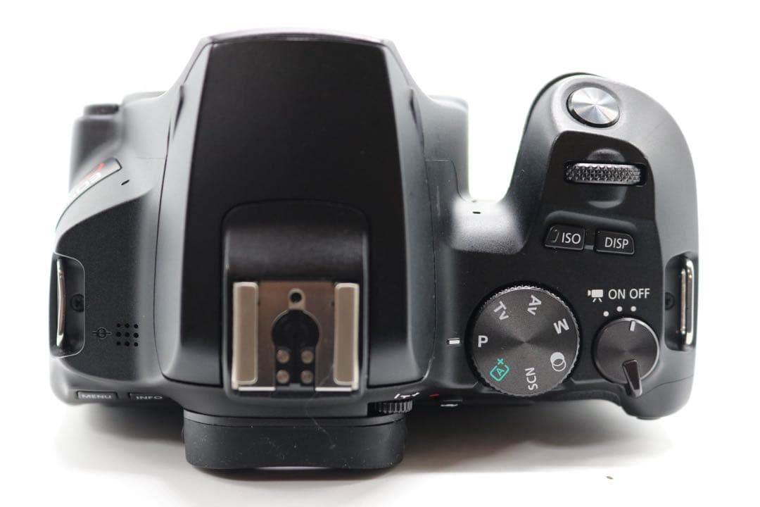 超美品ですが… 【Canon EOS Kiss X10 ダブルレンズセット】