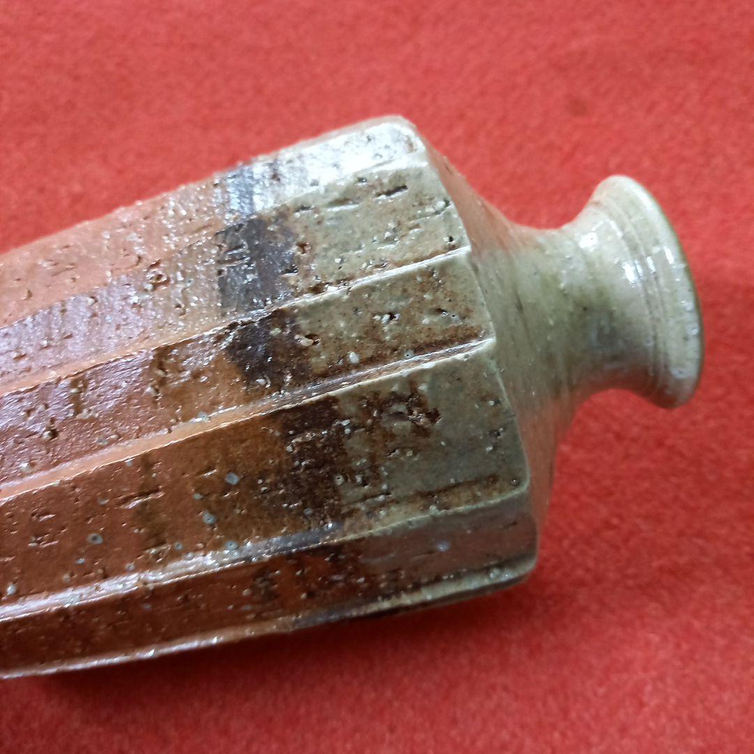 信楽焼　陶工、高橋楽斎　花入れ　箱付き(共箱)　名工