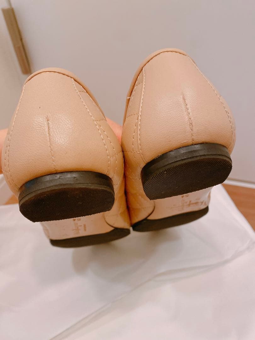 サルヴァトーレフェラガモ ヴァリナ フラット 5.5