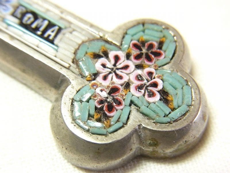 c1536イタリア マイクロモザイクタイル クロス 《大型サイズ（M）》