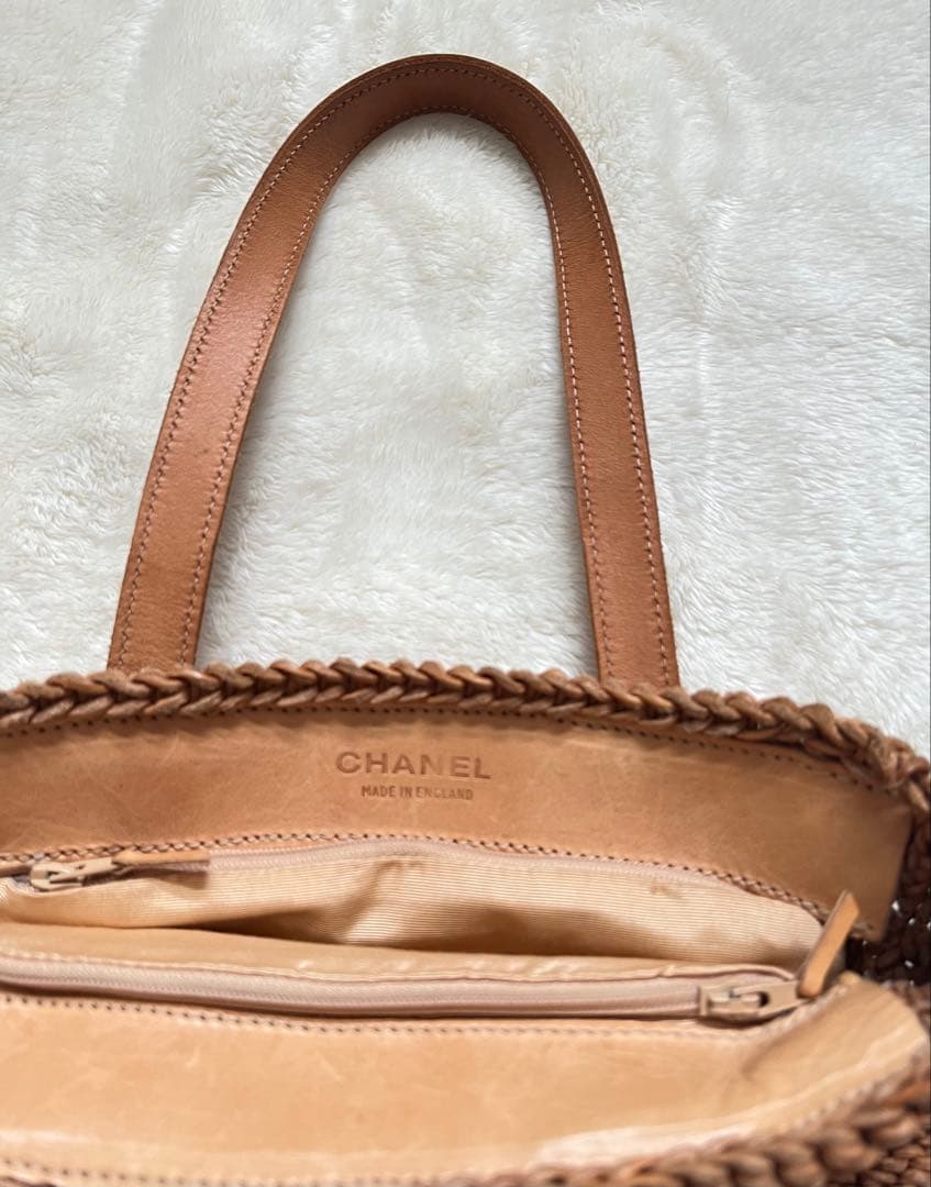 ベカシャネル　編み込みバッグ　ヌメ革