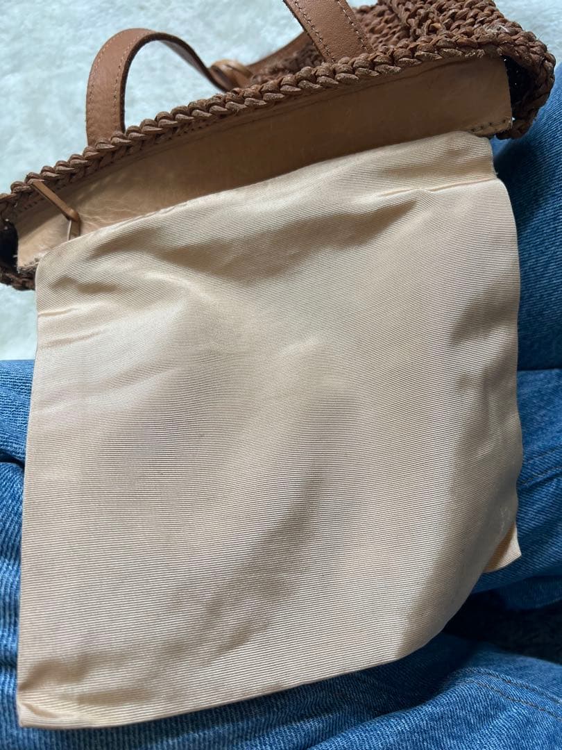 ベカシャネル　編み込みバッグ　ヌメ革