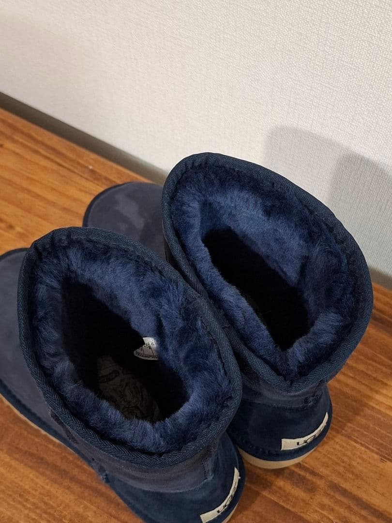 UGG ムートンブーツ 24cm ネイビー 試着のみ 未使用級
