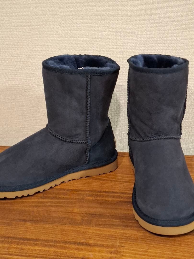 UGG ムートンブーツ 24cm ネイビー 試着のみ 未使用級
