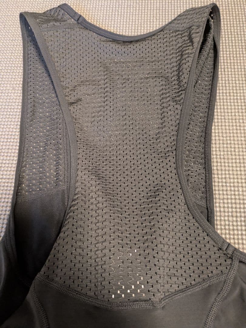 パールイズミ　コールド シェイド ビブ パンツサイズM