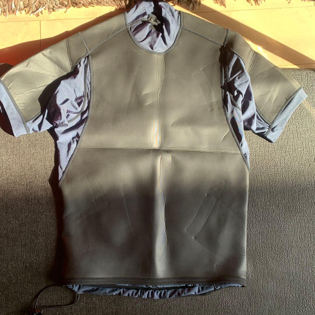 パタゴニア　ウェットスーツ タッパー ラッシュガード