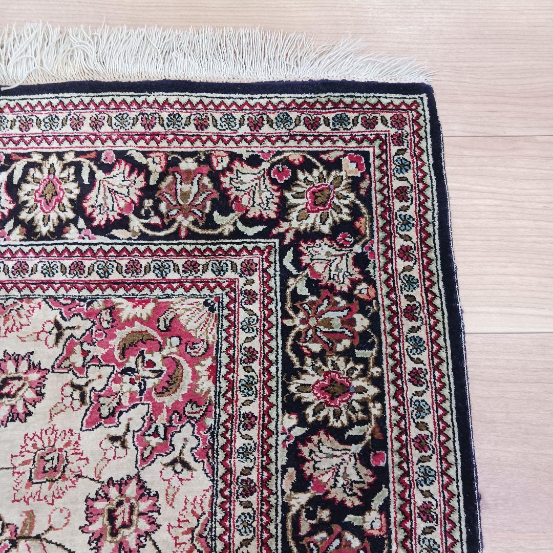 専用 Y3177-1 高級ペルシャ絨毯 クム産 手織90万ノット 130×89㎝