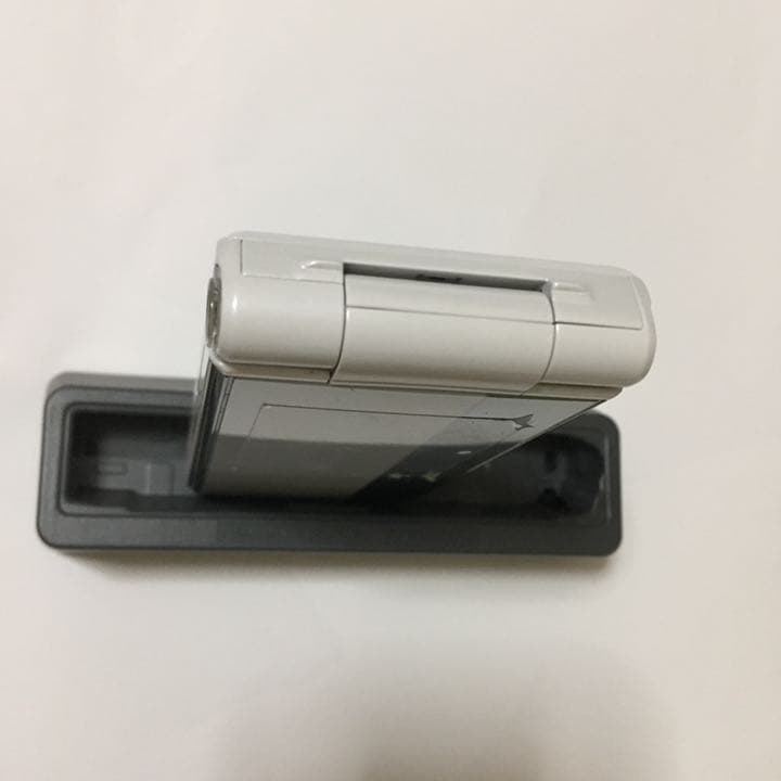 docomo P-01G ホワイト♡超美品♡本体、卓上ホルダ、充電器3点セット3
