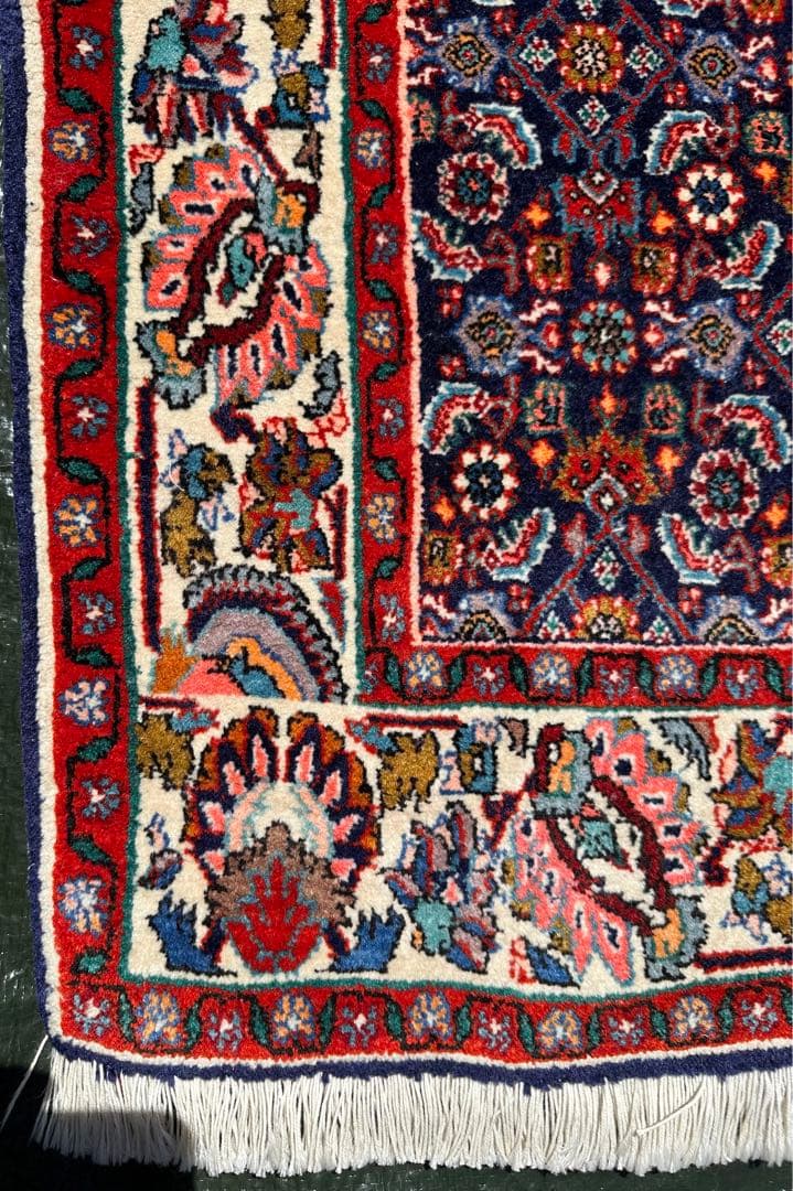 手織りペルシア絨毯　ビジャー産　サイズ約167x118cm ウール100%