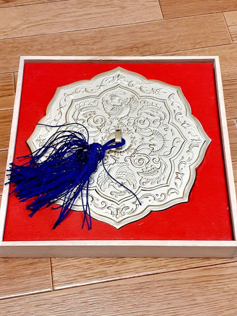 天皇陛下御即位50年記念メダル　特大